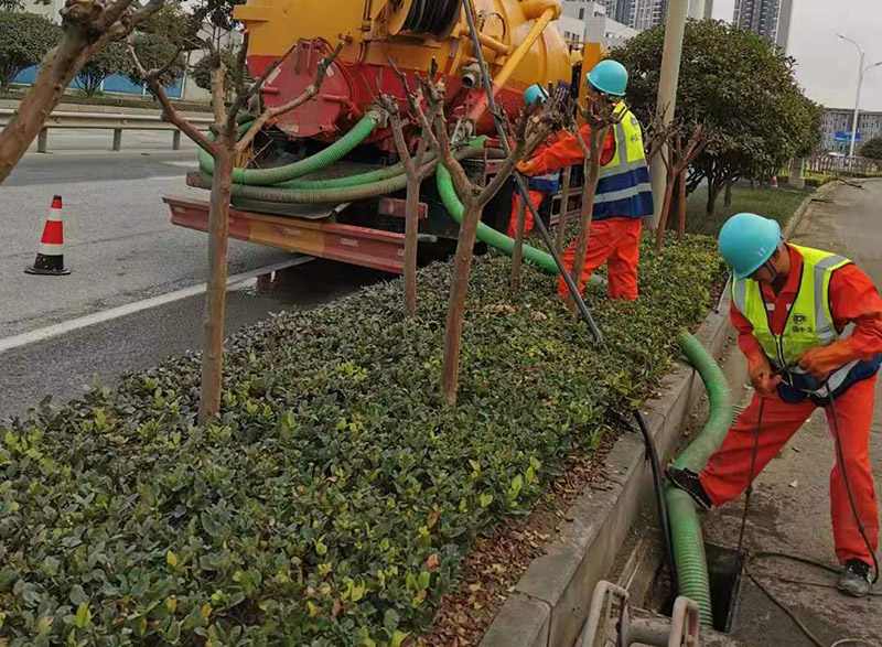翰林镇市政管道清淤